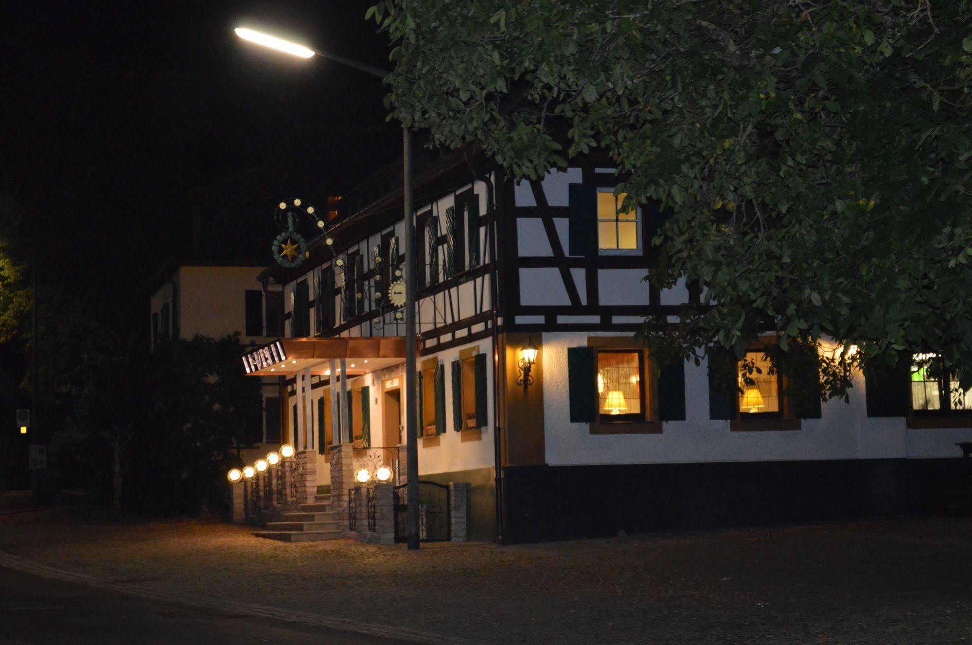 Landhotel Rangau Gasthof & Brennerei Markt Erlbach Exterior photo